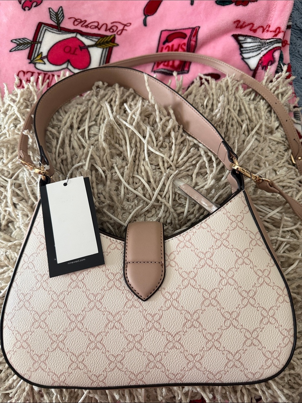 Nine West Pink Patterned Crossbody Shoulder Bag with Gold Hardware - Picture 2 of 3